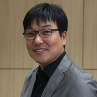 Hyo-Il Jung